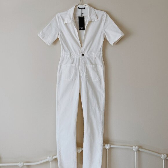 NWT Nasty Gal Plunging Denim Jumpsuit (US 6) - Picture 3 of 7
